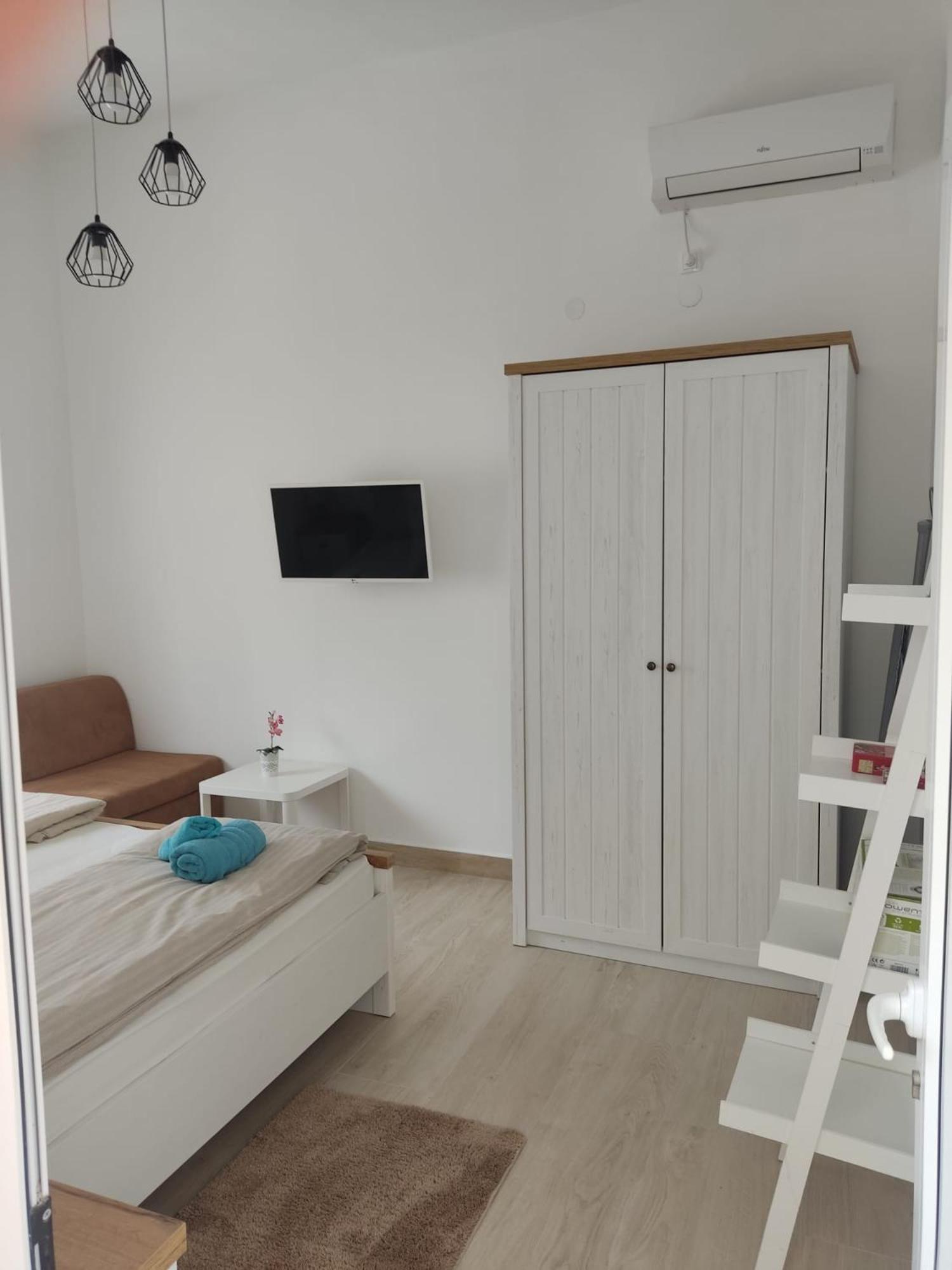 Ferienhaus Bozena Appartment 4 Vrsar Eksteriør billede
